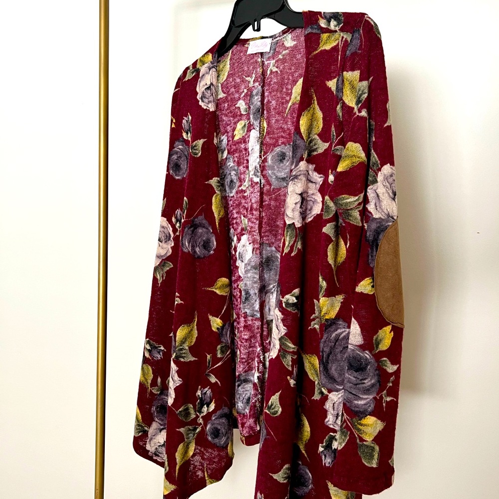 Pink Lily women’s cardigan size medium